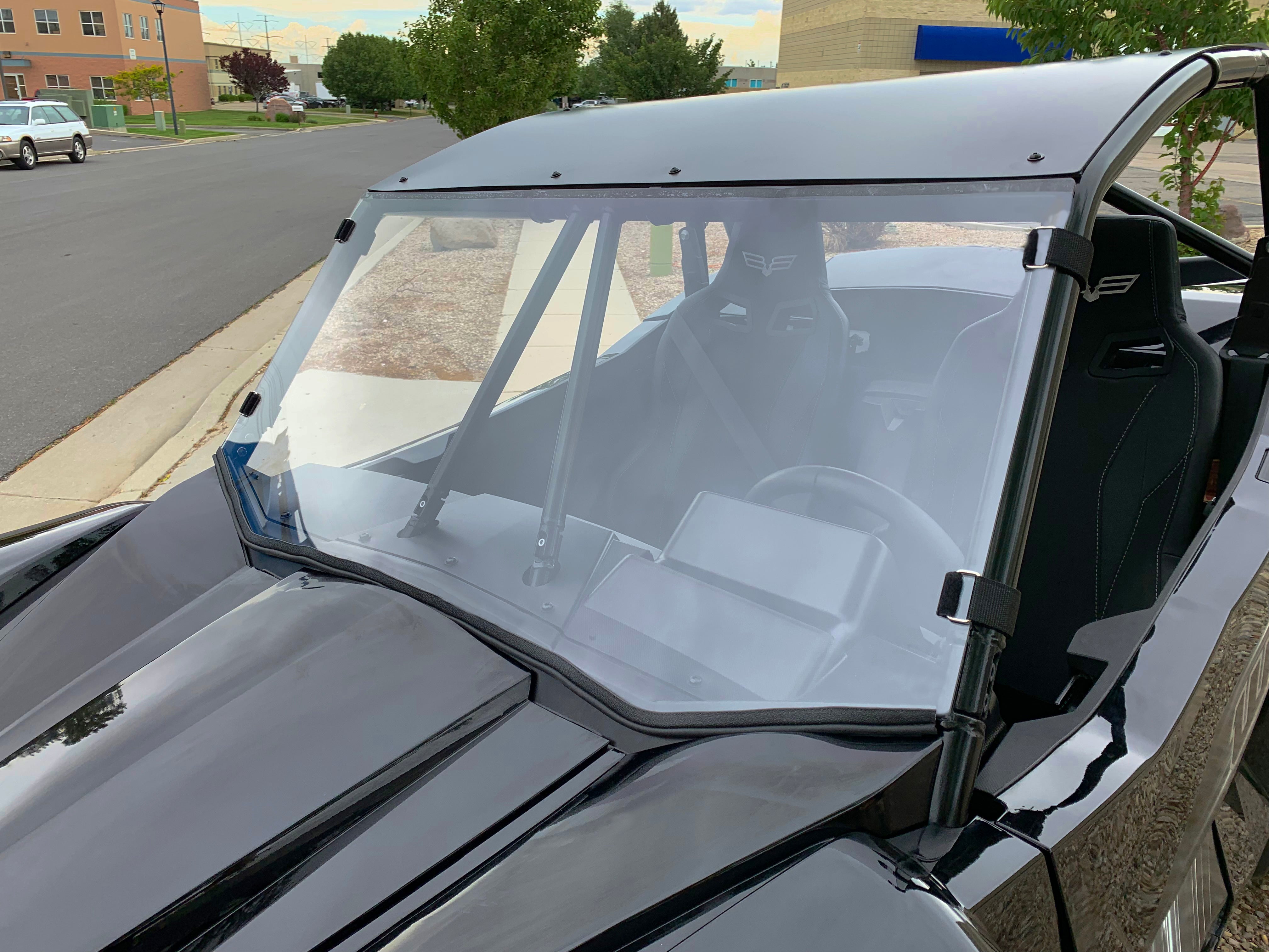 Wildcat XX Full Polycarbonate Windshield with Quick Straps