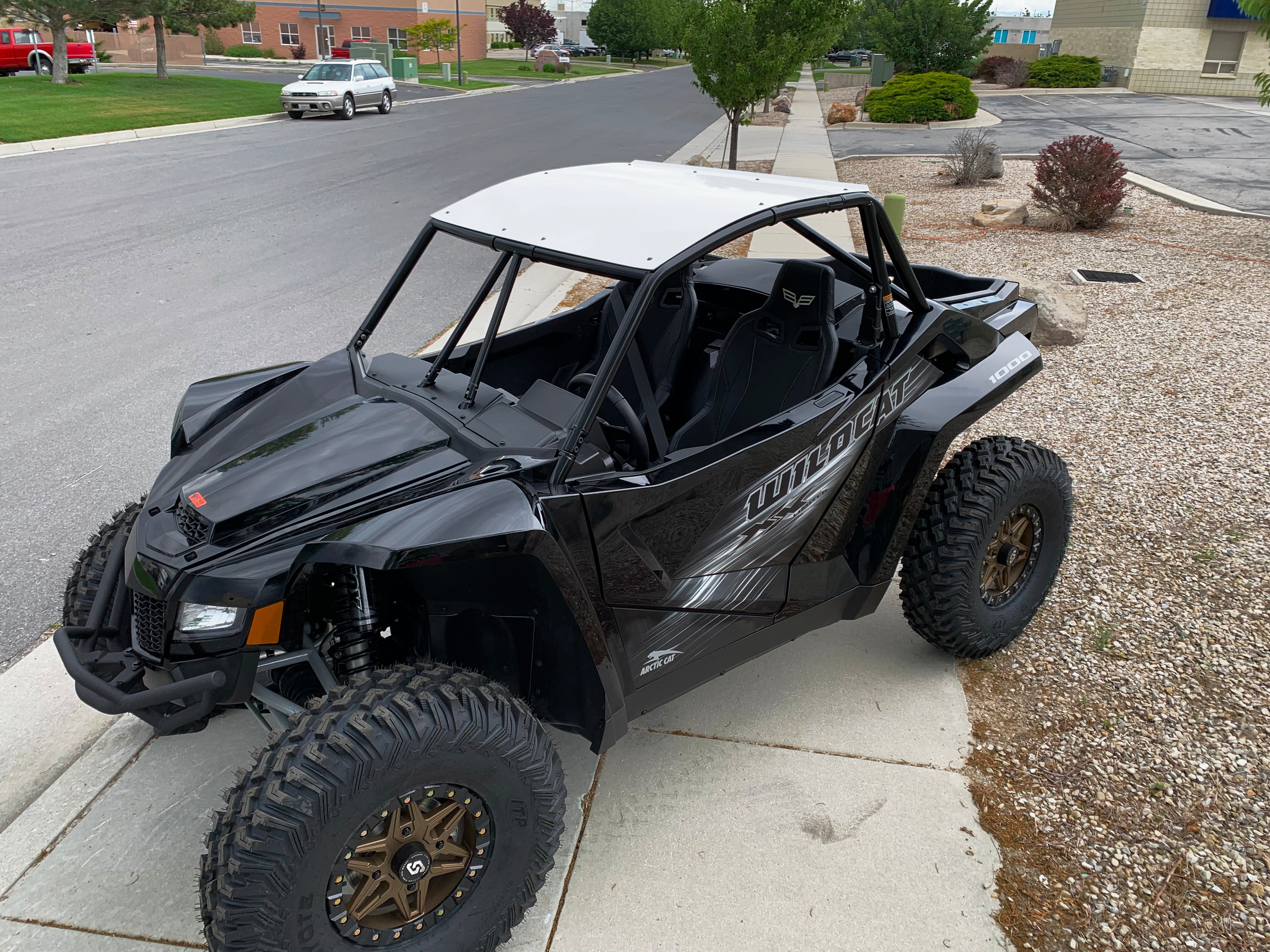 Wildcat XX Aluminum Roof (BLACK)